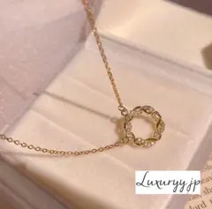 ネックレス デザインフープ 人気★ 編み込ジルコニアダイヤ サージカルステンレス