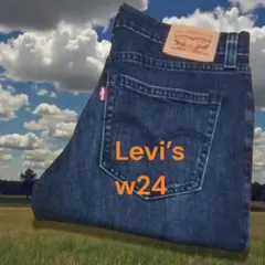 Levi's☆リーバイス w24 ストレートデニム　ジーンズ　レディース