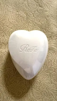 美品　リファ　ReFa ハート型ヘアブラシ ホワイト