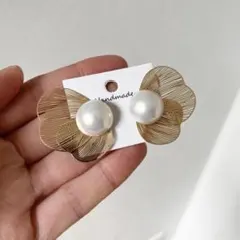 ゴールド フラワー パール 花 結婚式 入学式 ハンドメイド ピアス イヤリング