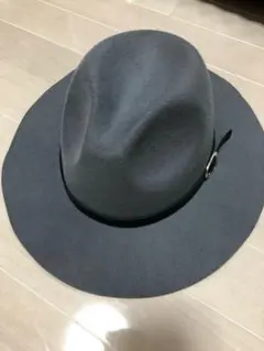 【新品】グレー  中折れ  つば広  ハット  ベルト付き