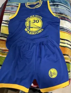 Item thumbnail for item 70e389bd-14ea-4055-b2d4-cf71d9afb4b5