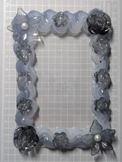 B8　グレー　ホイップデコ　トレカデコ　硬質ケース　トレカケース　デコ