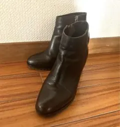 nouer ショートブーツ