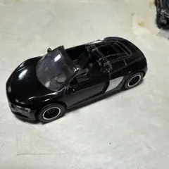 Audi R8 スパイダー ミニカー