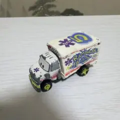 Cars Rambulance Dr. Damage ミニカーのサムネイル