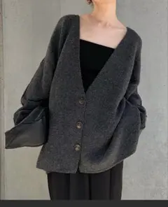 select MOCA by son スリーブリンキングVネックカーディガン