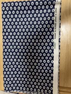 ソレアード　ネイビー花柄綿生地 日本製