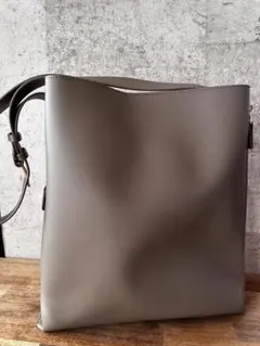 【値下げ中】E'POR Y BAG Shoulder Large ダークブラウン