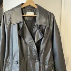 ブラックレザーダブルブレストコート