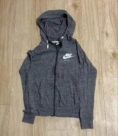 NIKE ナイキ ジップアップパーカー グレー Mサイズ レディース