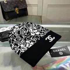 美品ニット帽 黒・白 編み込みデザイン