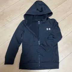 Under Armour ブラックパーカー フルジップ