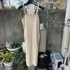 mystic ベージュ キャミワンピース