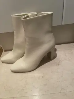 ホワイト ショートブーツ スナイデル