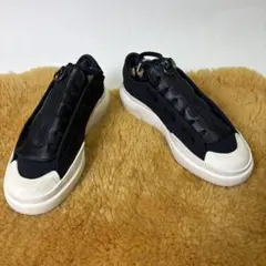 【Y-3】ワイスリー AJATU LOW スニーカー 23.5cm美品のサムネイル