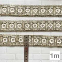 Item thumbnail for item e92893ad-e11c-4e88-824b-8a720590b484