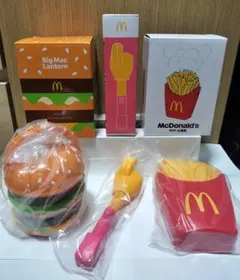 マクドナルド 卓上加湿器&ランタン等3点 新品 4/16まで出品のサムネイル
