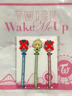 TWICE 3rd single Wake Me Up  ケーブルホルダー