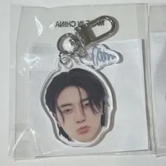 treasure 喜怒哀楽アクキー パルツ ハルト哀