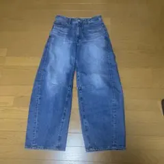 GU バレルレッグジーンズ