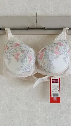 Wing ワコール ときはなつブラ E80 花柄のサムネイル