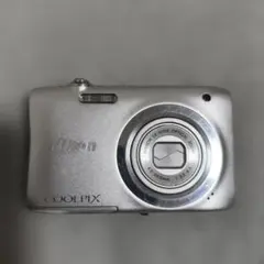 Nikon COOLPIX 本体 バッテリーチャージャー、SDカード付き - メルカリ