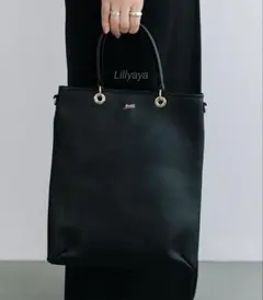 【美品】BEAURE A4収納可能！カウレザー 2WAYトートバッグのサムネイル