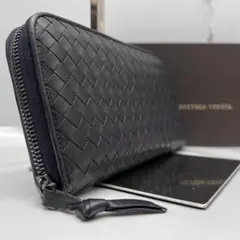 BOTTEGA ボッテガヴェネタ イントレ メタリックシルバー長財布 箱付