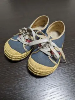 ヴィンテージアメリカ製ベビー用スニーカー 60年代から70年代未使用