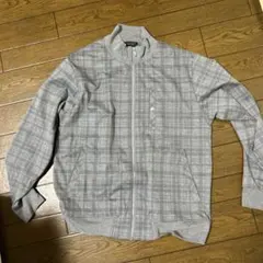 TAKAQのジップアップシャツ