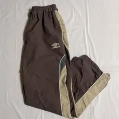 アンブロ　UMBRO ナイロンパンツ　ストレートパンツ　トレーニングウェア