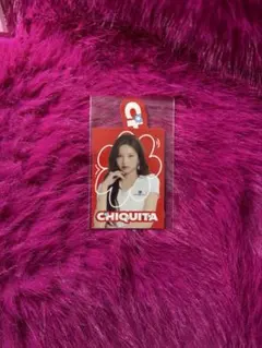 BABYMONSTER くじ E賞 ステッカーB CHIQUITA チキータ