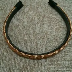 人気　編み編み　三つ編み　カチューシャ　ヘアバンド