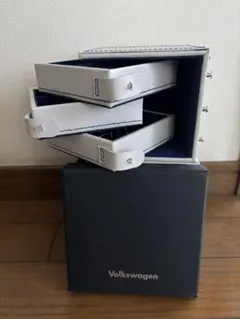 Volkswagen オリジナルレザーBox オリジナルエンブレムUSBハブ付