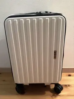 MEER ホワイト キャリーケース Sサイズ(40L)