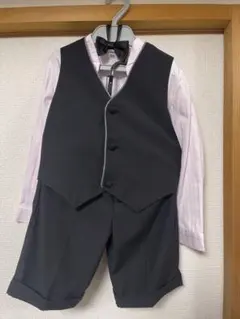 120センチ男の子長袖・半ズボン・ベスト・蝶ネクタイ4点セット