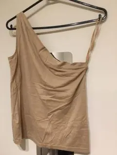 新品 Agnes b アニエス ベー　トップス　ワンホルダー　ベージュのサムネイル