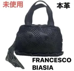 【未使用】ブラックレザー　ミニバッグ　パーティにも使えます本革パンチングレザーのサムネイル