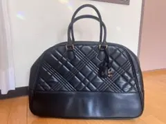 リップサービス　新品　大　ロゴチャーム南京錠付き　キルティングポストンパック　黒のサムネイル
