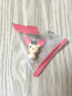 ポケモン　プラスル　キーホルダー　フィギュア　マスコット プライズ
