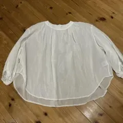 アンタイトル コットンシルクローンブラウス スキッパー ピンタック 