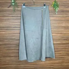 N.エヌドット ロングスカート Mサイズ 灰色 グレー 無地のサムネイル