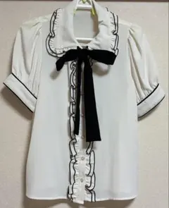 フリル リボン付き ホワイトブラウス 半袖 INGNI