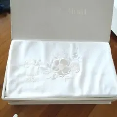 HANAE　MORI 刺繍入りシングルフラットシーツ　白