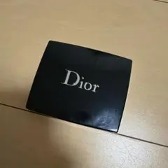 Y*u様 Dior アイシャドウパレット サンククルールクチュール　689