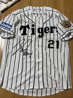 元阪神タイガース 岩田稔 21 実際使用 サイン入りスパイク - メルカリ