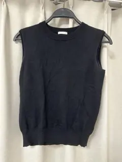 GU ノースリーブ ニット