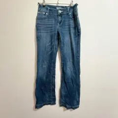 Item thumbnail for item 71feb27d-e058-464c-847e-654a579e07d8