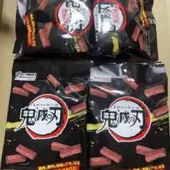 鬼滅の刃 カルパス 7袋 ステッカー1枚付き